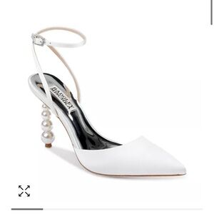 Badgley Mischka Pearl Heels